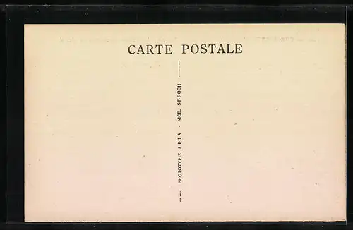 AK Gréolières, Un coin du Village et moutons en pature