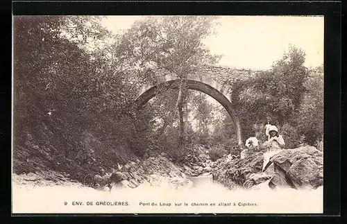 AK Gréolières, Pont du Loup sur le chemin en allant à Cipieres