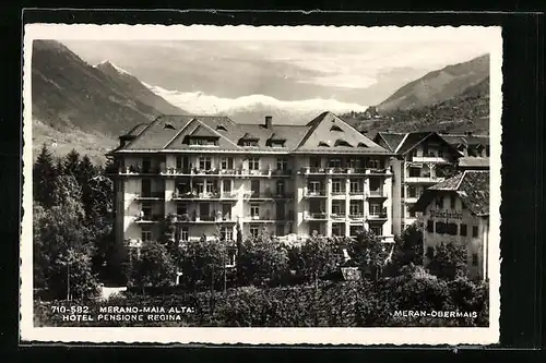 AK Meran-Obermais, Hotel-Pension Regina mit Gebirgspanorama