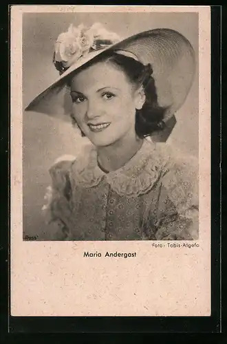 AK Schauspielerin Maria Andergast im tollen Kleid mit grossen Hut