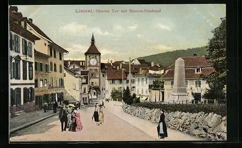 AK Liestal, Oberes Tor mit Bauern-Denkmal