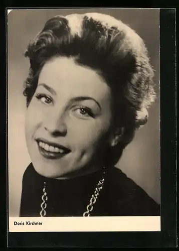 AK Schauspielerin Doris Kirchner in Lügen haben hübsche Beine