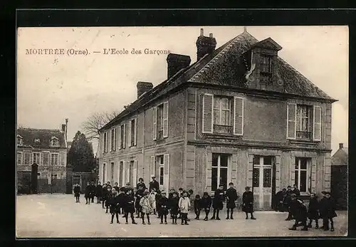 AK Mortrée, L`Ecole des Garcons