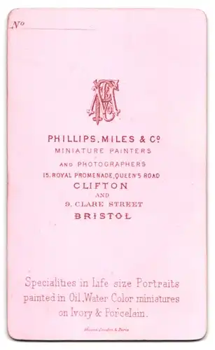 Fotografie Phillips Miles & Co., Clifton, 15, Royal Promenade, Queen`s Road, Junger Herr im Anzug mit Krawatte