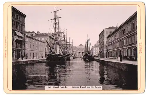 Fotografie Stengel & Co., Dresden, Ansicht Triest, Canal Grande mit St. Anton