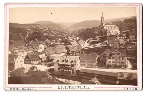 Fotografie C. Wild, Baden, Ansicht Lichtenthal, Blick in den Ort mit Kirche