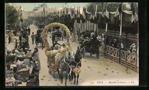 AK Nice, Bataille de fleurs