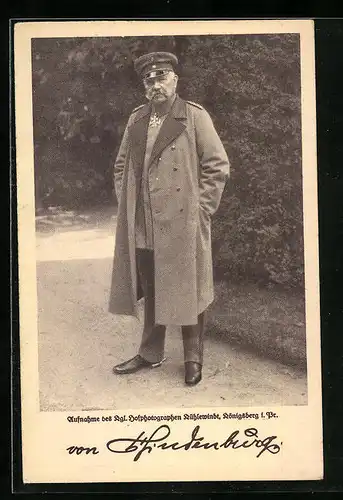AK Paul von Hindenburg in Uniform und Mantel