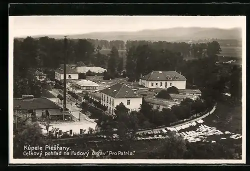 AK Bad Pistyan, Gesamtansicht des Pro Patria Volkssanatoriums