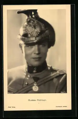 AK Schauspieler Gustav Fröhlich in einer historischen Uniform