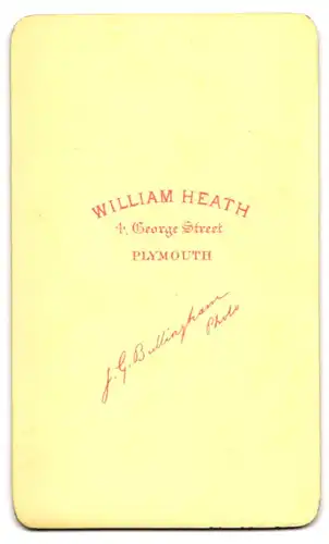 Fotografie William Heath, Plymouth, 4. George Street, Junger Herr im Anzug und Krawatte