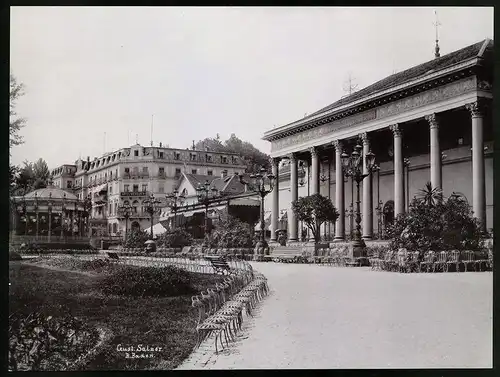 Fotografie Gustav Salzer, Baden-Baden, Ansicht Baden-Baden, Hotel Messmer & Conversationshaus, Grossformat 27 x 20cm