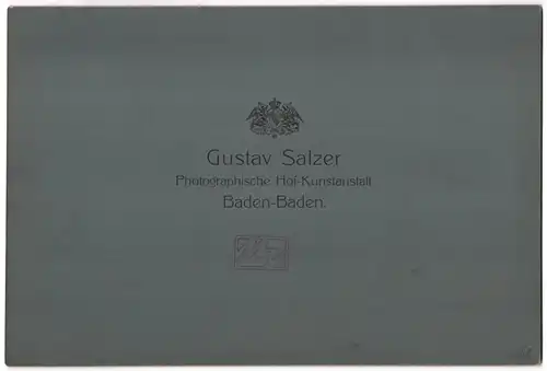 Fotografie Gustav Salzer, Baden-Baden, Ansicht Baden-Baden, Wohnhaus & Hotel von einem Park gesehen