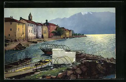 AK Gambarogno-Ranzo, Häuser am See, Fischerboote am Steg