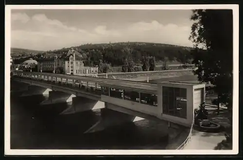 AK Piestany, Kolonnadenbrücke und Thermia Palace
