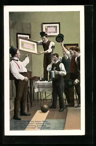 AK Junge Männer beim Kegeln