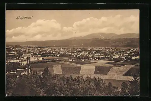 AK Klagenfurt, Gesamtansicht mit Ackerfeldern
