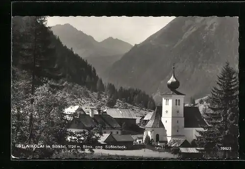 AK St. Nikolai im Sölktal, Kirche mit Häusern im Stadtkern