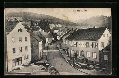 AK Rothau i. Els., Strassenpartie mit Handlung von Joseph Herry