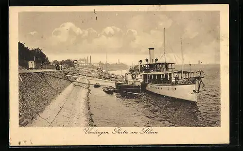 AK Uerdingen / Rhein, Partie mit Rheindampfer am Anleger