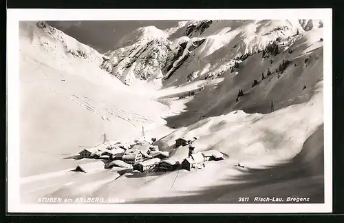 AK Stuben am Arlberg, Ortstotale im Schnee