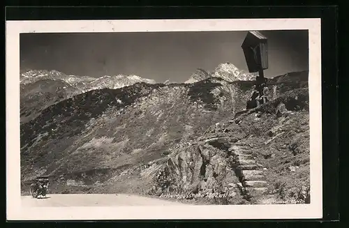 AK Langen am Arlberge, Wegekreuz auf der Arlbergpasshöhe