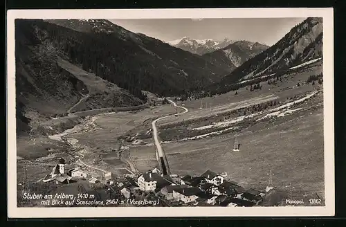 AK Stuben am Arlberg, Ortstotale mit Blick auf Scesaplana