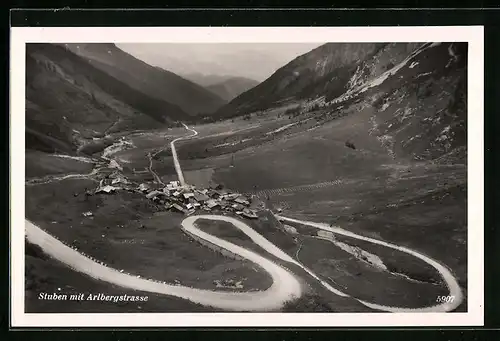 AK Stuben am Arlberg, Blick von der Arlbergstrasse ins Tal