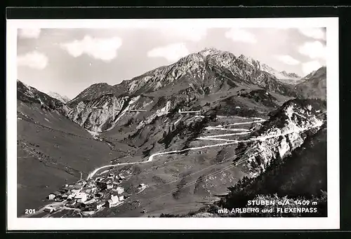 AK Stuben am Arlberg, Blick auf den Ort und den Flexenpass