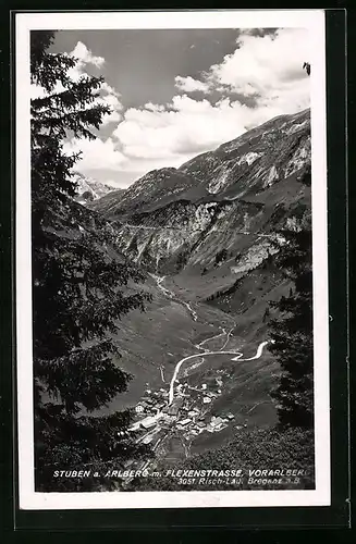 AK Stuben am Arlberg, Talblick mit der Flexenstrasse