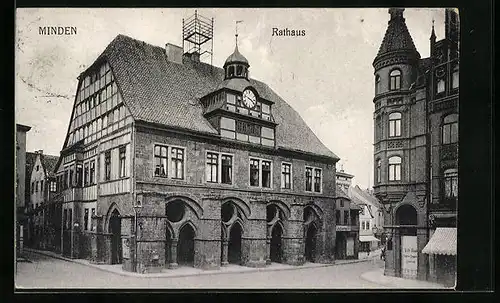 AK Minden i. W., vor dem alten Rathaus