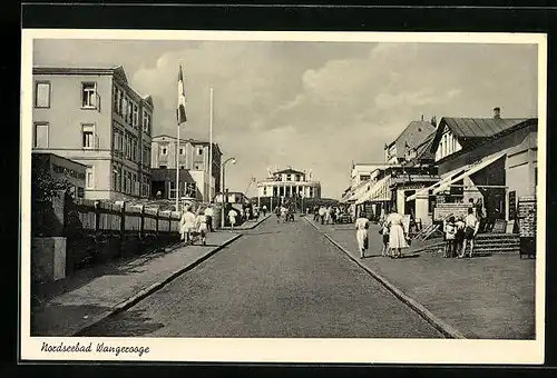 AK Wangerooge, Passanten auf der Strasse im Kurort