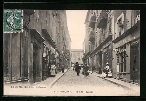 AK Annonay, Rue de Tournon, Strassenpartie