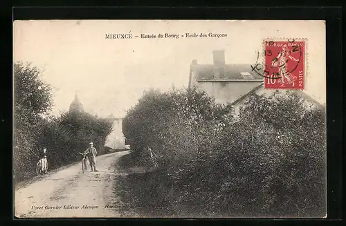 AK Mieuxcé, Entrée du Bourg, Ecole des Garcons