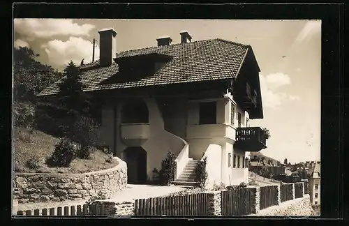 AK Meran, Haus am Fusse des Berges