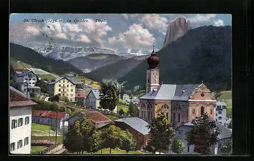 AK St. Ulrich in Gröden, Teilansicht mit Kirche