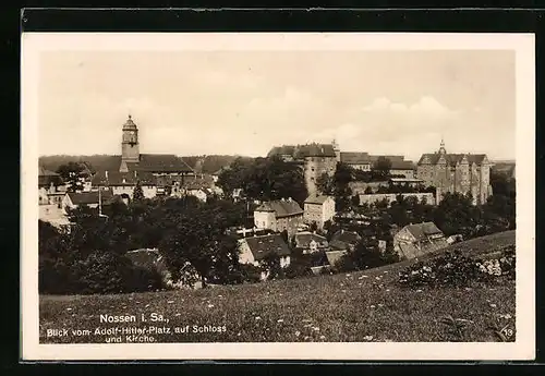 AK Nossen i. Sa., Blick vom Platz auf Schloss und Kirche