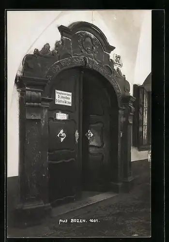AK Bozen, Hauseingang der Advokaten Dr. Johann Kieser & Dr. Gottfried Marchesani, Haubengasse 37