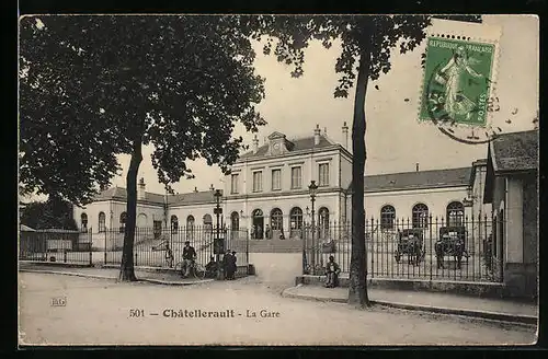 AK Châtellerault, La Gare, Bahnhof