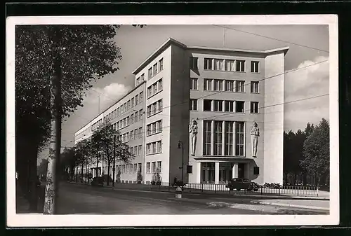 AK Berlin-Wilmersdorf, Fehrbelliner Platz, Bauhausstil