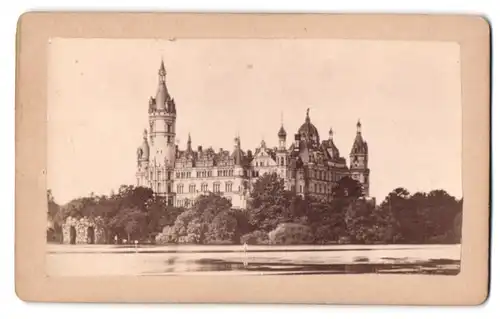 Fotografie unbekannter Fotograf, Ansicht Schwerin, Blick auf das Schweriner Schloss
