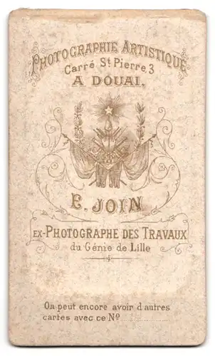 Fotografie E. Join, Douai, junger Kürassier / Cuirassiers mit Brustharnisch Rgt. 2