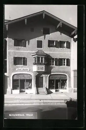 AK Kitzbühel, Geschäft von Toni Sailer mit verziertem Erker