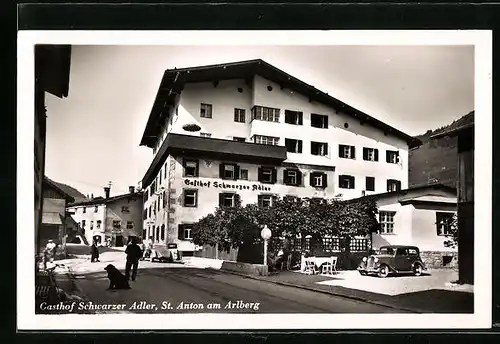 AK St. Anton, Gasthof Schwarzer Adler mit Auto