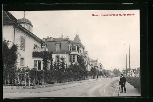 AK Bern, Steinerstrasse mit Passant
