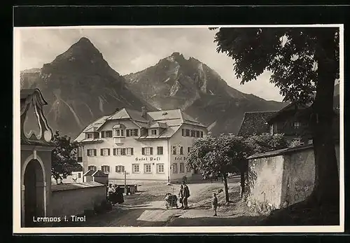 AK Lermoos, Hotel Post mit Sonnenspitze