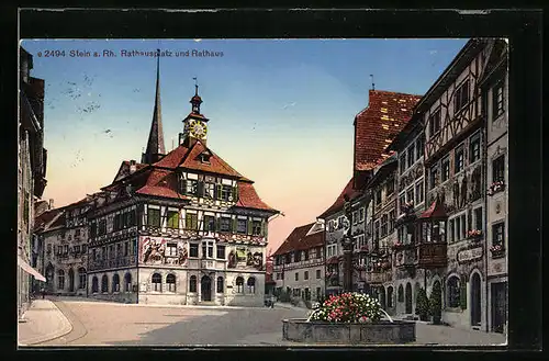 AK Stein a. Rh., Rathausplatz und Rathaus mit Brunnen