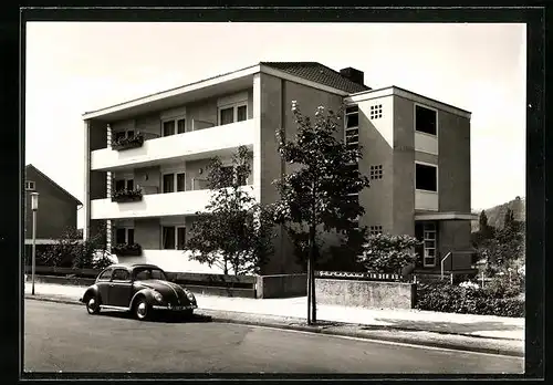 AK Bad Honnef a. Rh., Haus in der Au mit Auto