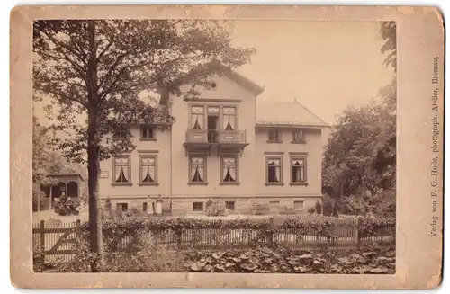 Fotografie F. G. Holle, Ilmenau, Ansicht Ilmenau, Blick auf die Villa Hölzeskapf, 1896