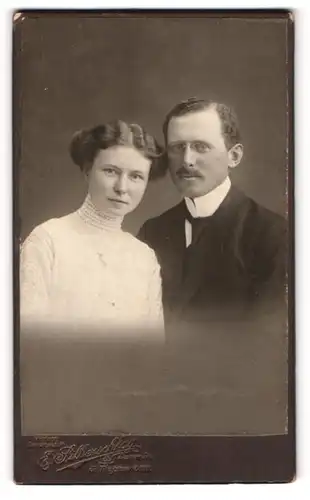 Fotografie E. Silberschlag, Treptow a. Toll, Paar im Portrait